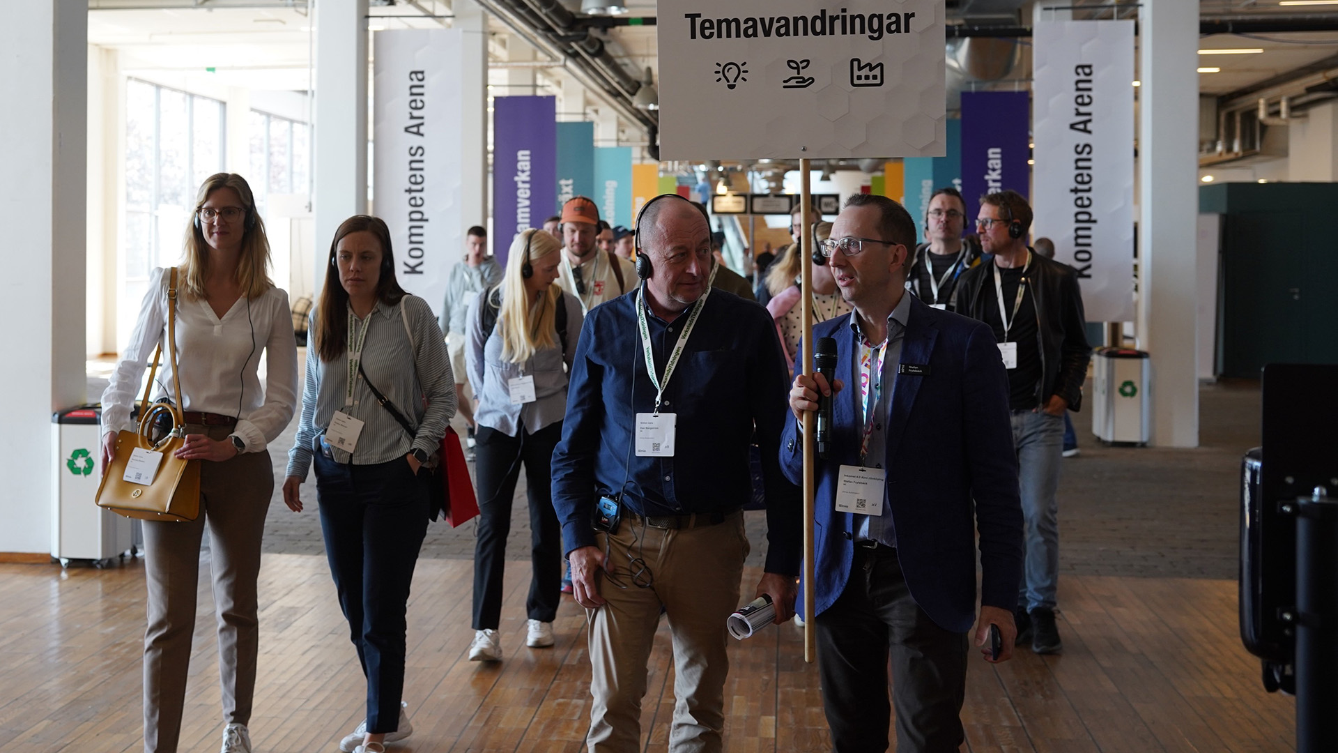 Entusiastiska temavandrare under första dagen